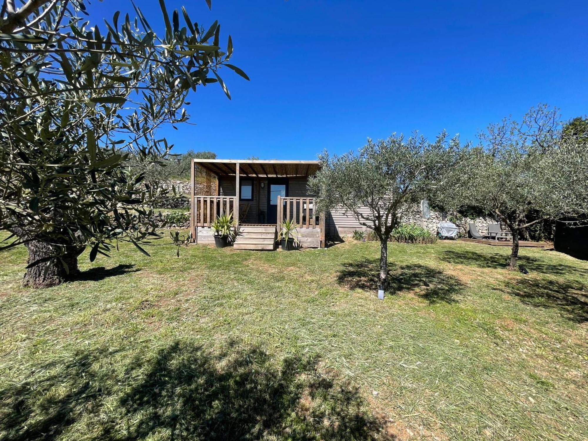 Mobil-Home En Pleine Nature A 3 Mins Du Lac Du Salagou Avec Vue Panoramique Lacoste  Exterior foto